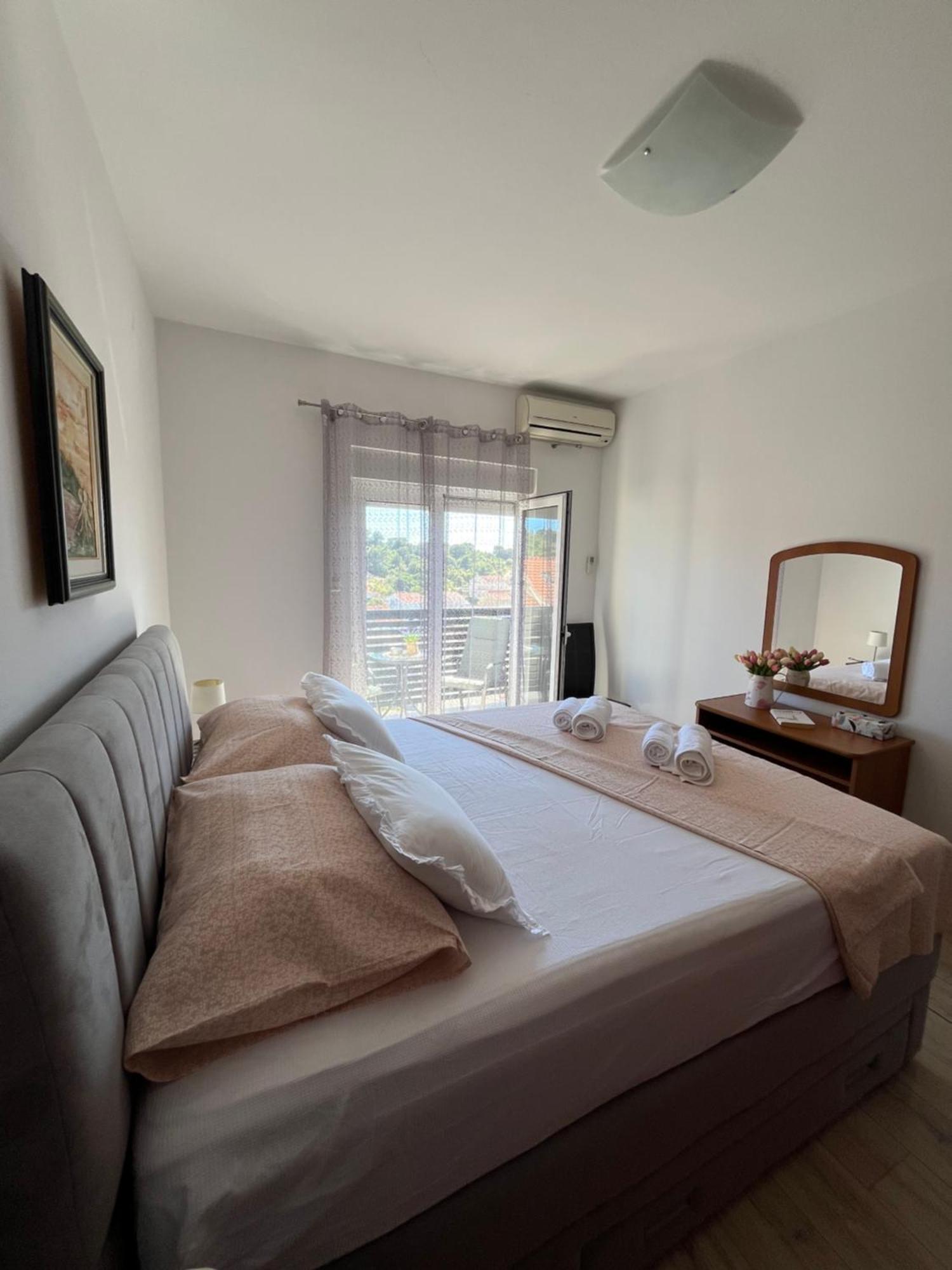 Apartment Bozo Hvar Town Eksteriør billede