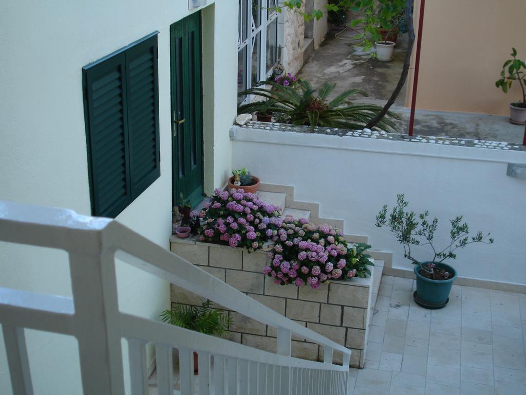 Apartment Bozo Hvar Town Eksteriør billede